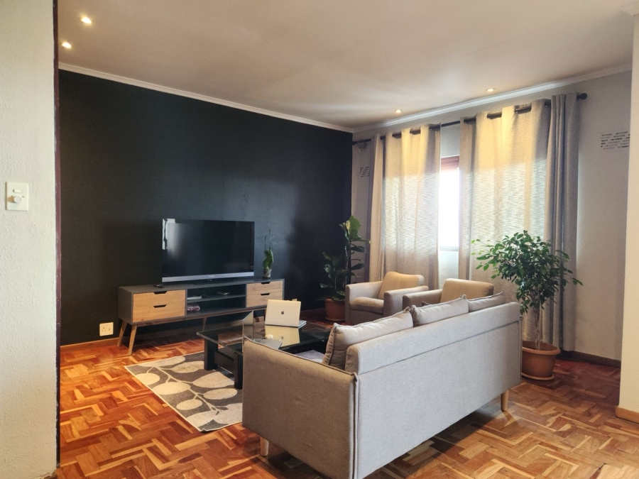 To Let 2 Bedroom Property for Rent in Sea Point Western Cape